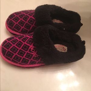 Bobs by Skechers Slippers House shoes girl size 11